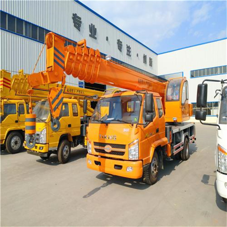 东湖吊门窗的小型吊车怎么收费