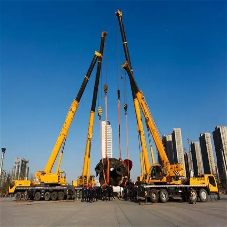 东湖吊集装箱的吊车多少钱